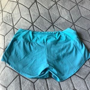 Oiselle Roga Shorts